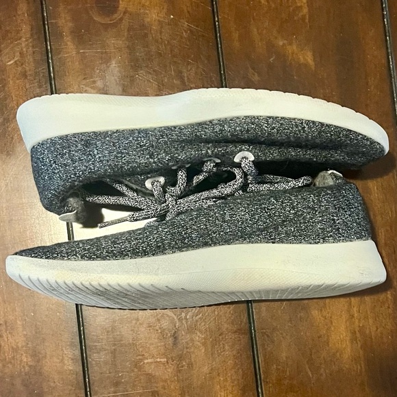 Allbirds Gray Wool Sneakers - Picture 4 of 7